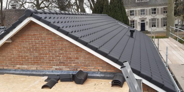 Geldermalsen – Dakrenovatie (2) Waaijenberg Bouw en Verhuur – Geldermalsen - Dakrenovatie (2) Waaijenberg Bouw en Verhuur -